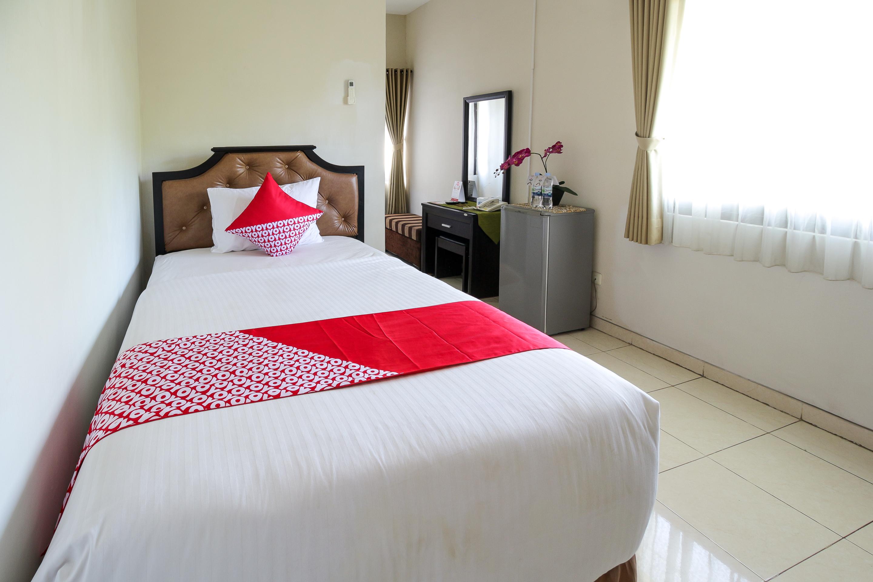 Oyo 734 Tuban Torres Accomodation Kuta Lombok Exterior foto